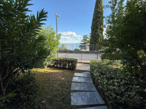 Luxury Lake View 2 Bed